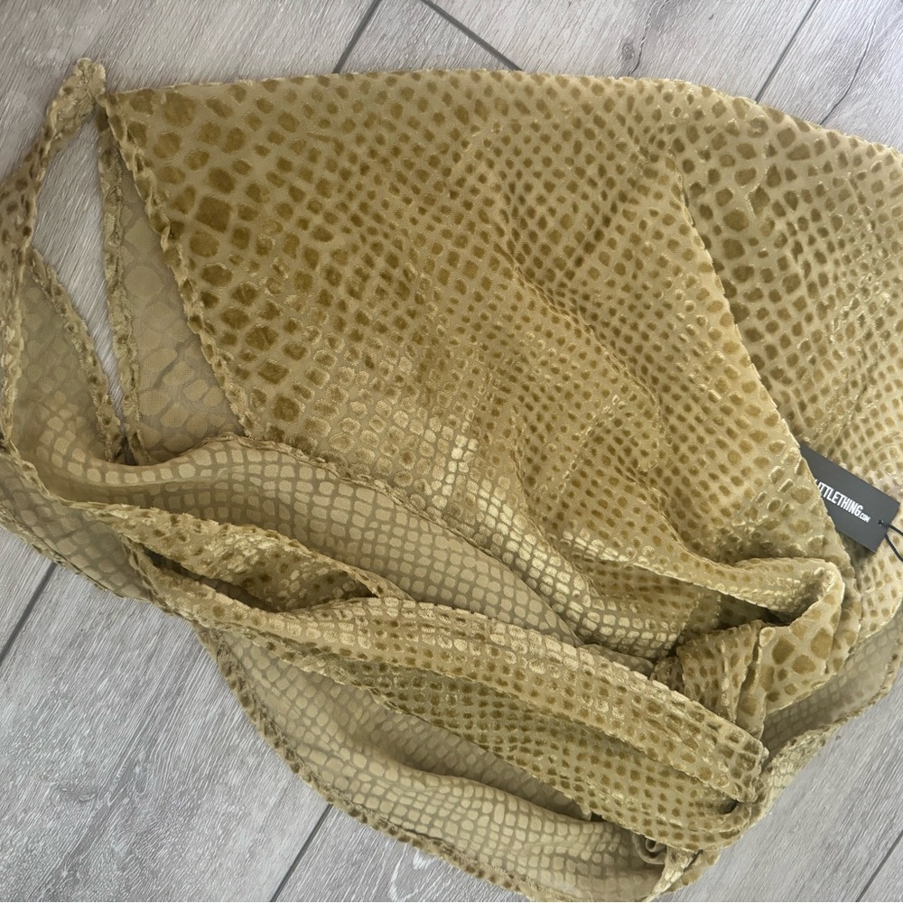 Reptile Print Wrap Skirt - Picture 5 of 5